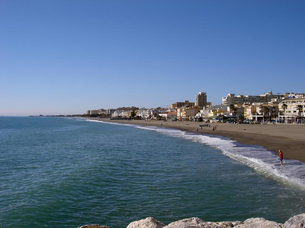טורמולינוס Sr Mediterraneo Playa De La Carihuela מראה חיצוני תמונה